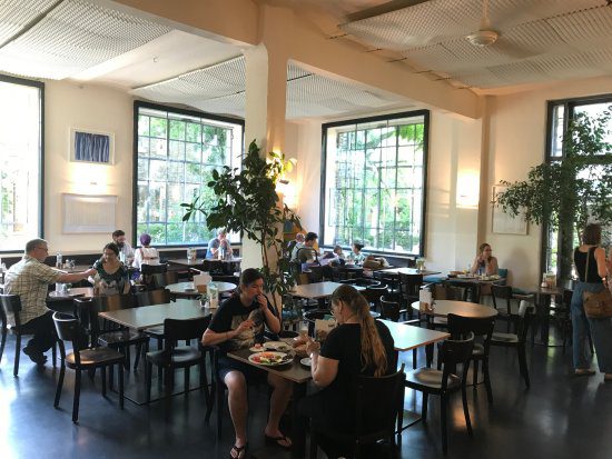 grosser innenraum des