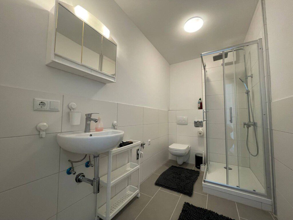 21e5e0a8 13bf 462b bc02 e9c9ce1c15f0.jpg