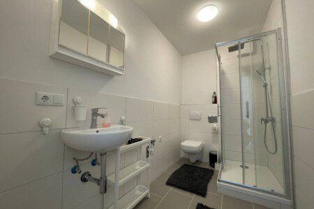 21e5e0a8 13bf 462b bc02 e9c9ce1c15f0.jpg