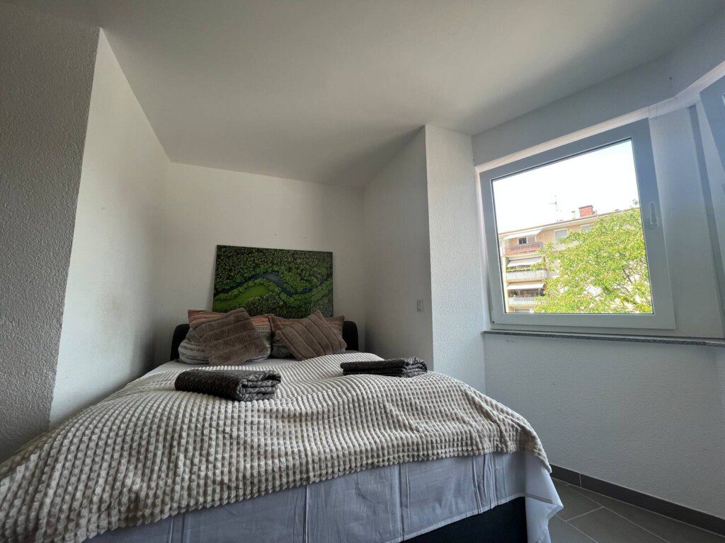 8481403b a860 463e ba1a ac5a5e91b26f.jpg