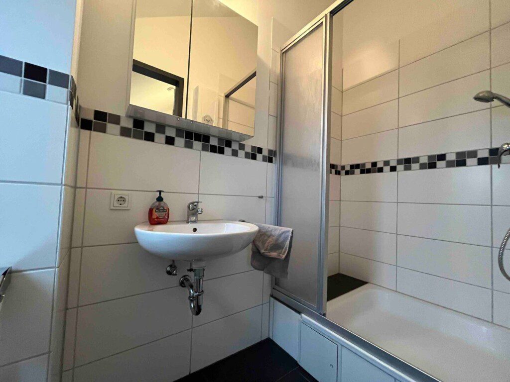 b6d0d3a6 0c7b 4e54 8dd8 9b61f7d3226b.jpg